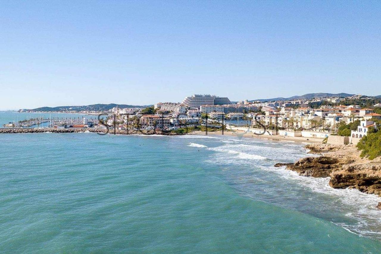 Ferienwohnung Alojate En Una Torre Sobre El Mar Sitges Exterior foto